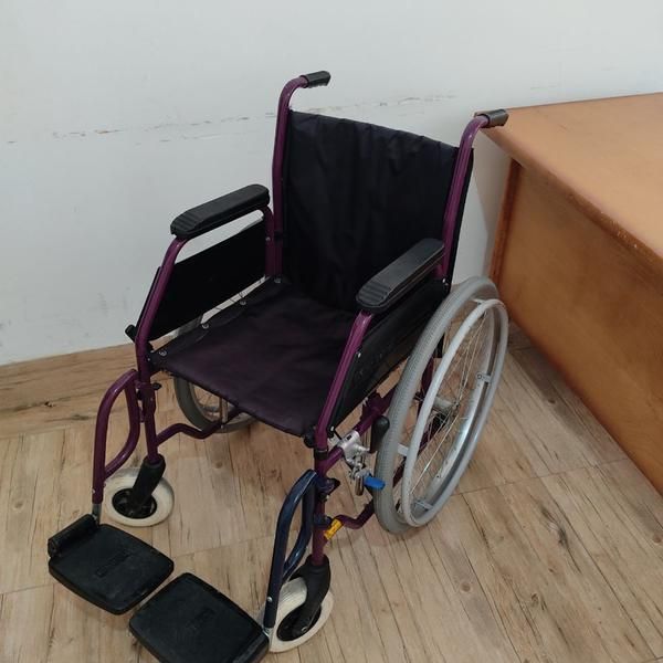 اجاره کرایه فروش ویلچر واکر عصا زیربغلی بیمار|خدمات پیشه و مهارت|شیراز, شهرک گلستان|دیوار