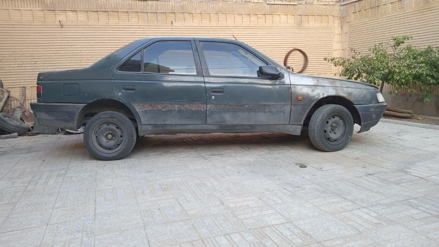 پژو 405 مدل ۸۴|خودرو سواری و وانت|اصفهان, بهارستان|دیوار