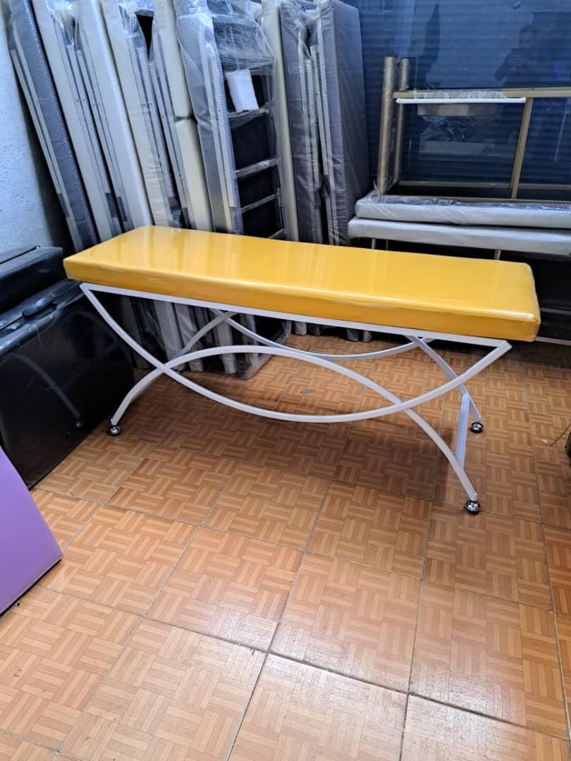 تخت لیزر مدل پایه هلالی طرح ماساژ و معاینه|آرایشی، بهداشتی، درمانی|تهران, صادقیه|دیوار