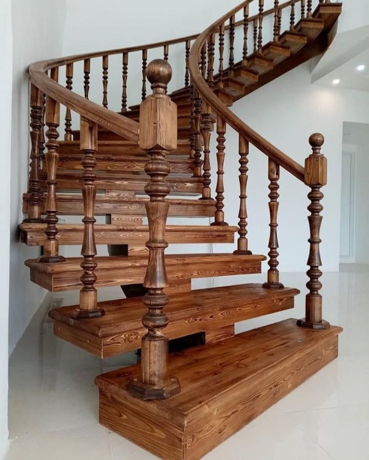 ساخت پله گرد دوبلکس خم و مستقیم چوبی پله و هندریل|خدمات پیشه و مهارت|کرمانشاه, |دیوار