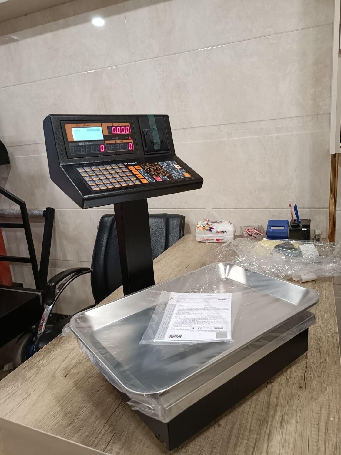 ترازو رادین مدل 8800پلاس 40و70کیلو|فروشگاه و مغازه|پاکدشت, |دیوار