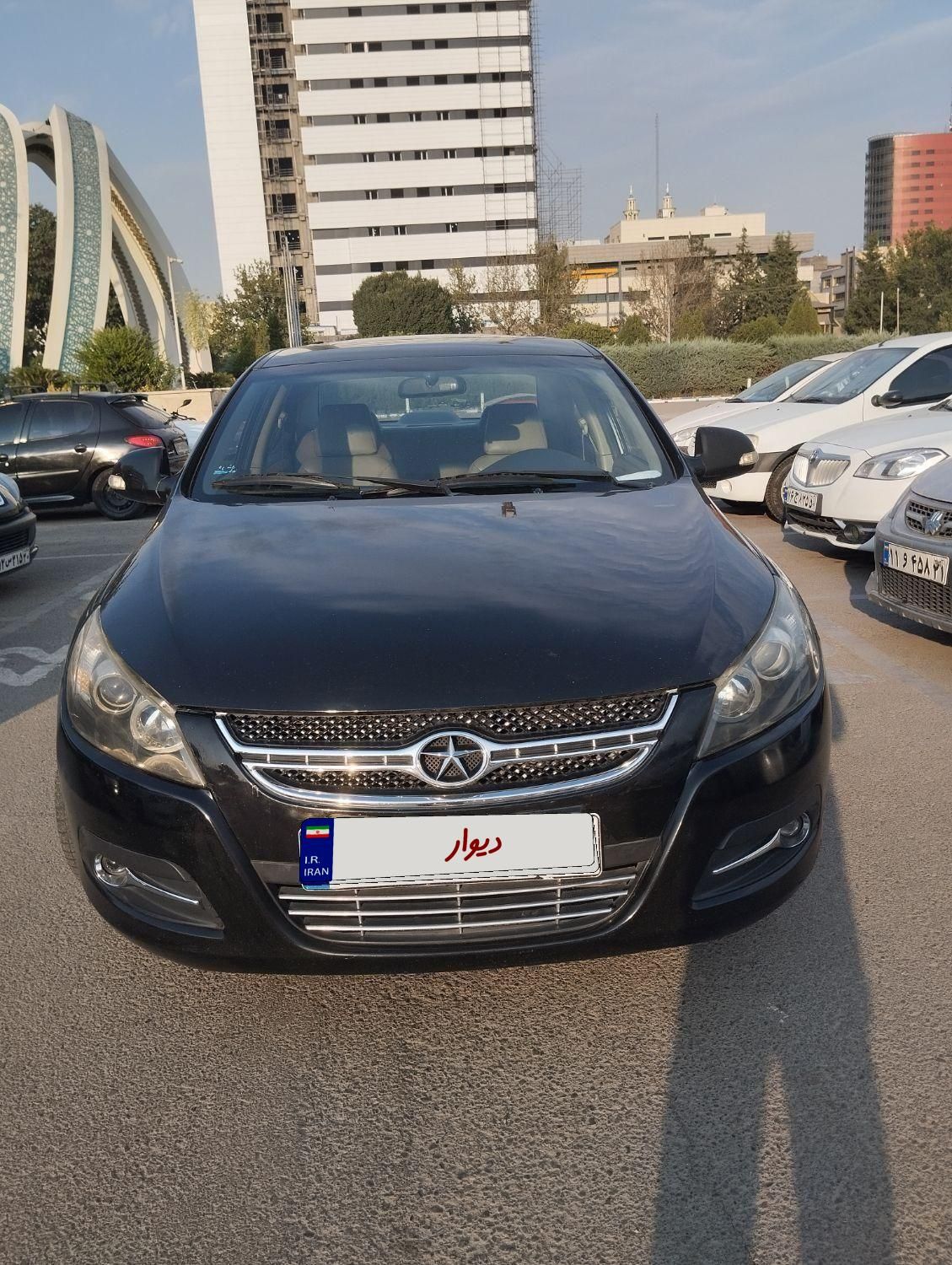 جک J5 دنده‌ای 1500cc، مدل ۱۳۹۳|خودرو سواری و وانت|تهران, ونک|دیوار