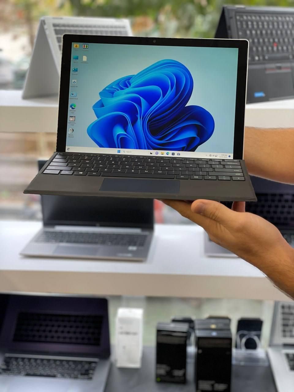 لپ تاپ تبلت مایکروسافت سرفیس پرو Surface Pro 4|رایانه همراه|تهران, میدان ولیعصر|دیوار
