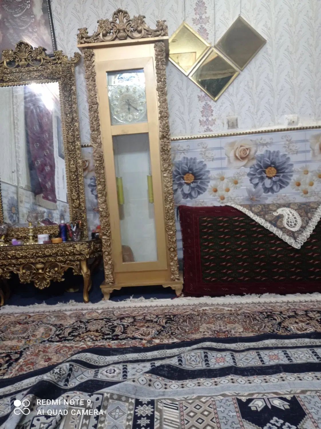 سلام ساعت در حد نو سالم بخاطر جاب جای فروخته میشه|ساعت دیواری و تزئینی|مشهد, اسماعیل آباد|دیوار