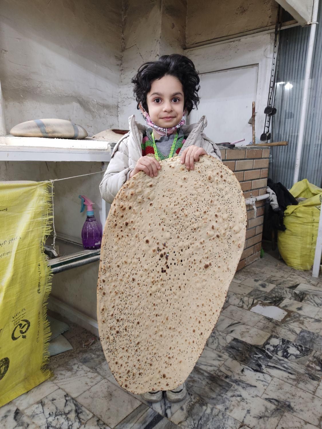 استخدام در نانوایی سنتی ،(گلی)|استخدام خدمات فروشگاه و رستوران|اصفهان, جوزدان الیادران|دیوار