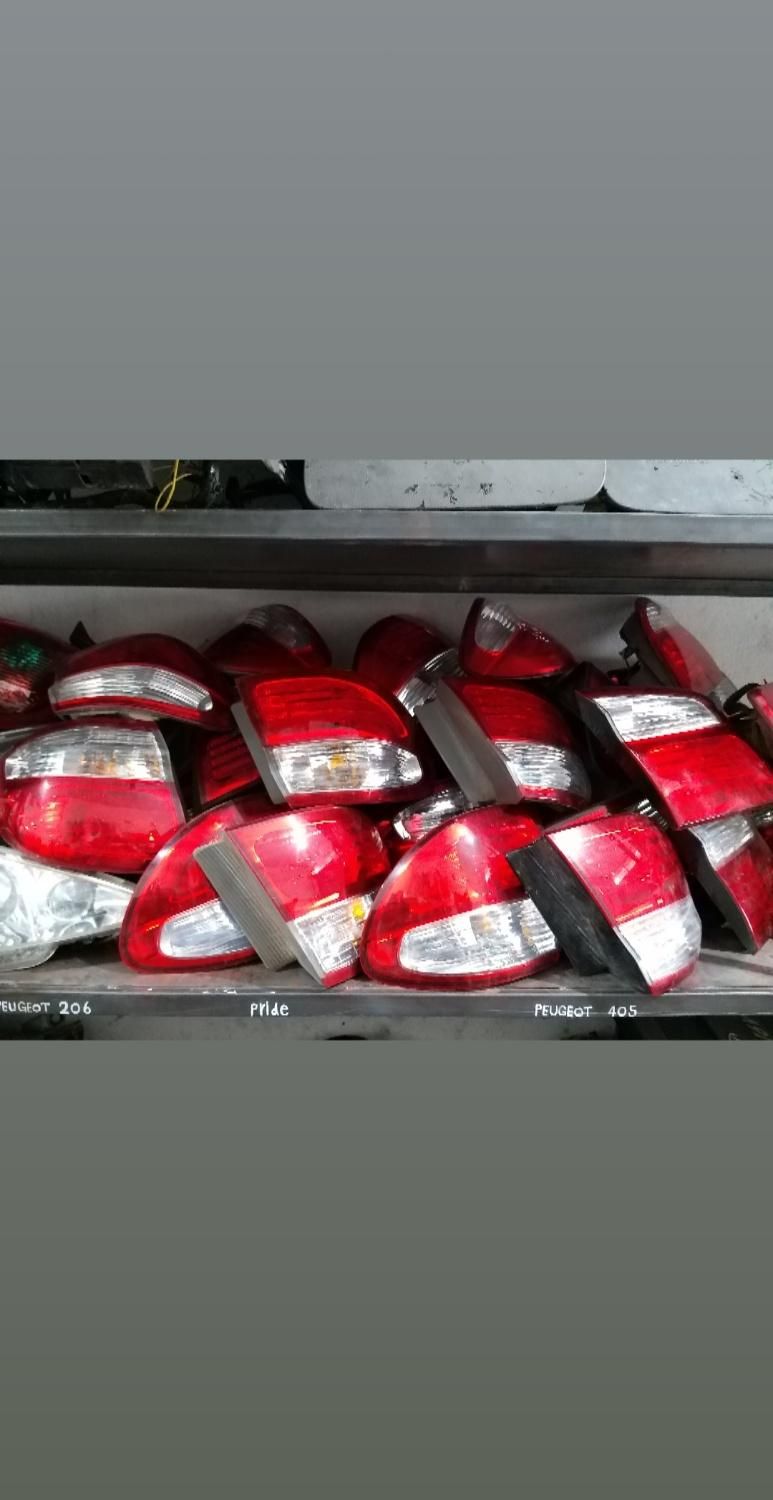 چراغ خطر عقب جک زاپاس اینه بغل موتور فن ماکسیما|قطعات یدکی و لوازم جانبی|تهران, شهران جنوبی|دیوار