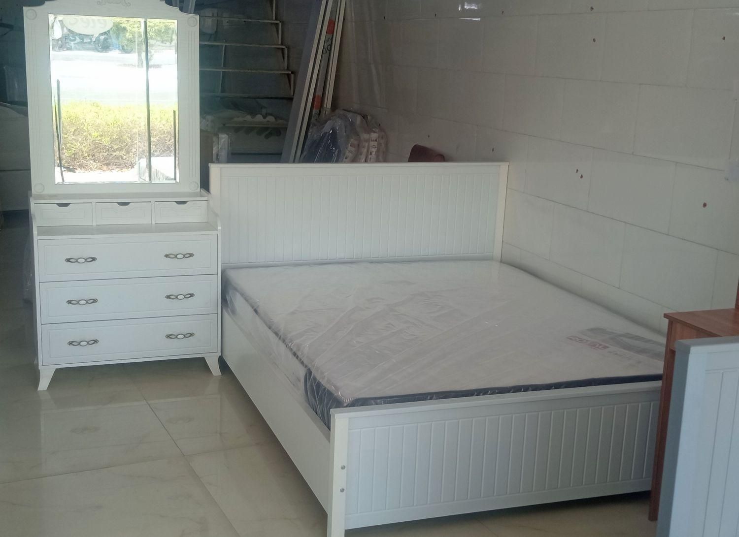 سرویس تخت خواب*امپراتور|تخت و سرویس خواب|بندرعباس, |دیوار