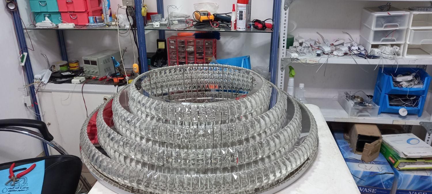 انواع پرژکتور و لوستر ال ای دی و لامپ، تعمیر|تلویزیون و پروژکتور|بوشهر, |دیوار