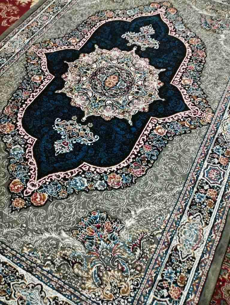 فرش ۷۰۰شانه ضخیم کارینا کاشان ۸جفت ۳در۴|فرش|اردبیل, |دیوار