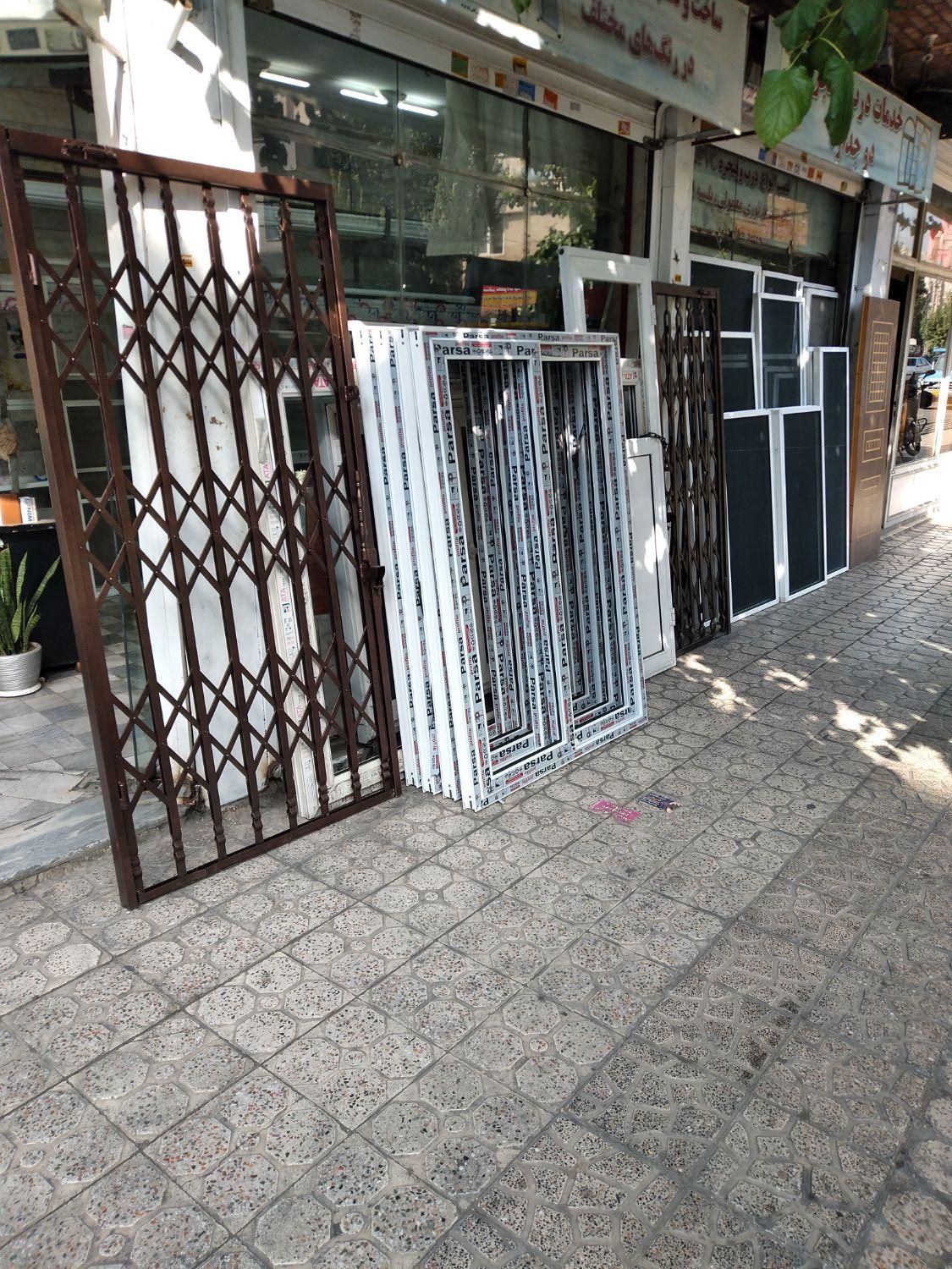 درب و پنجره دوجدارهupvcتوری پلیسه‌ای و حفاظ|خدمات پیشه و مهارت|تهران, نیروی هوایی (پیروزی)|دیوار