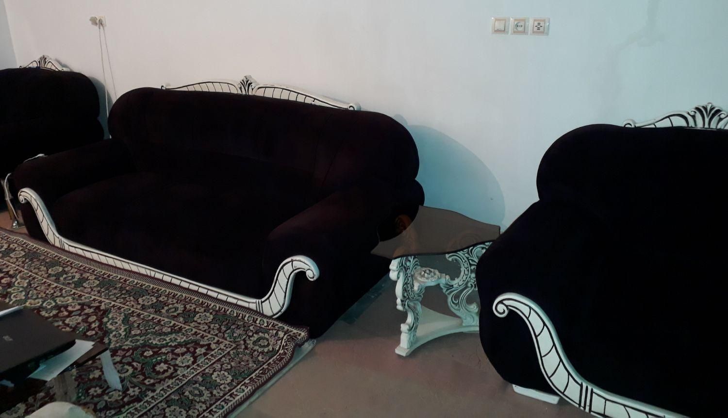 مبل ۷ نفره راحتی کلاسیک|مبلمان خانگی و میز عسلی|کرمانشاه, |دیوار