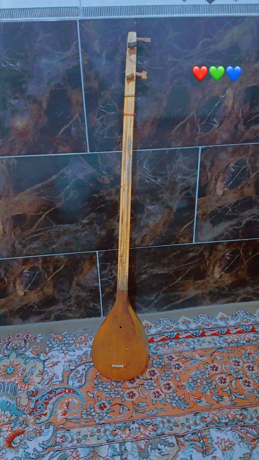 دوتار یا همون دمبوره افغانستانی|سازهای سنتی|کوهسار (البرز), |دیوار