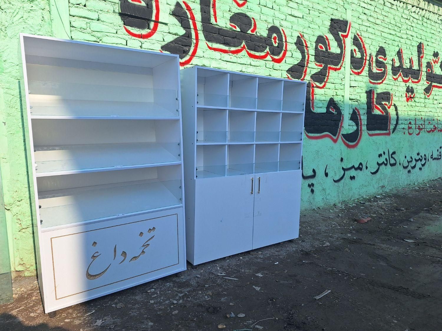 دکور مغازه کمد قفسه ویترین پاچال فروشگاهی رگال و.. سفید|فروشگاه و مغازه|مشهد, نوید|دیوار