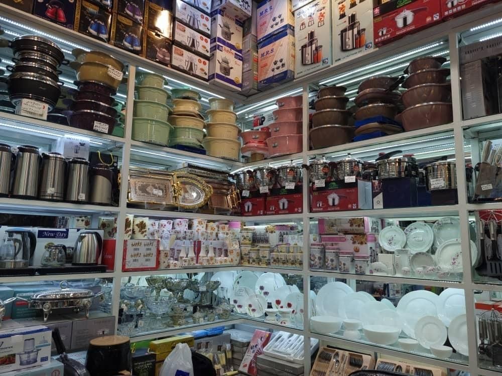انواع سرویس قابلمه چدن و نسوز و نچسب گرانیتی|ظروف پخت‌وپز|شیراز, شاهچراغ|دیوار