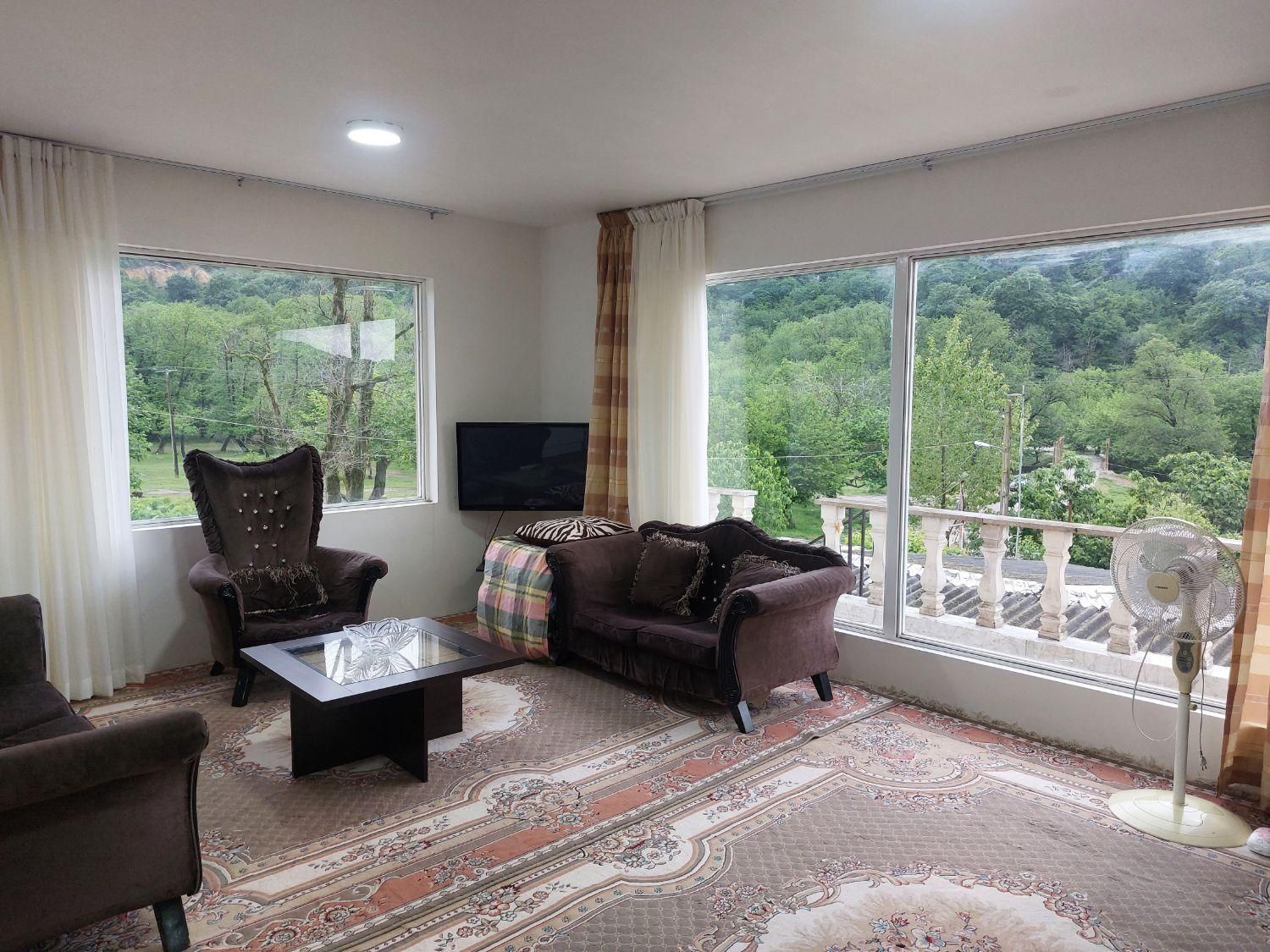 ویلا جنگلی دارای تراس باقر اباد|اجارهٔ کوتاه‌مدت ویلا و باغ|مینودشت, |دیوار