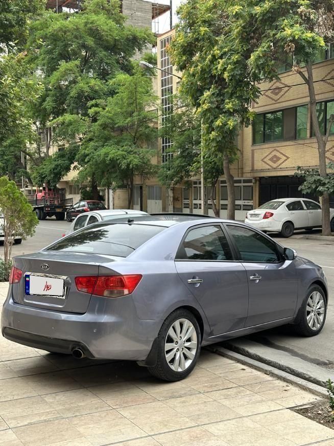 کیا سراتو اتوماتیک 2000cc، مدل ۲۰۱۰|خودرو سواری و وانت|مشهد, هفت تیر|دیوار