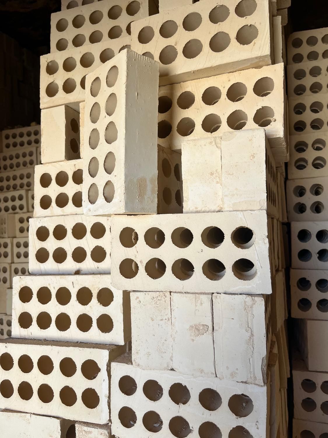 آجر ده سوراخه دامغان|مصالح و تجهیزات ساختمان|گرگان, |دیوار