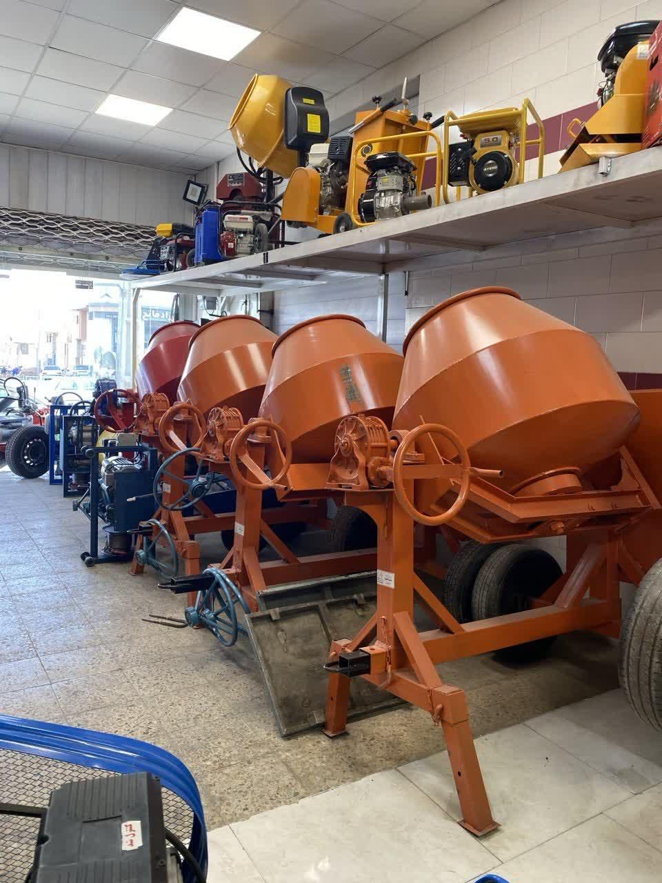 مرکز فروش بالابر و خلاطه|ماشینآلات صنعتی|یزد, |دیوار