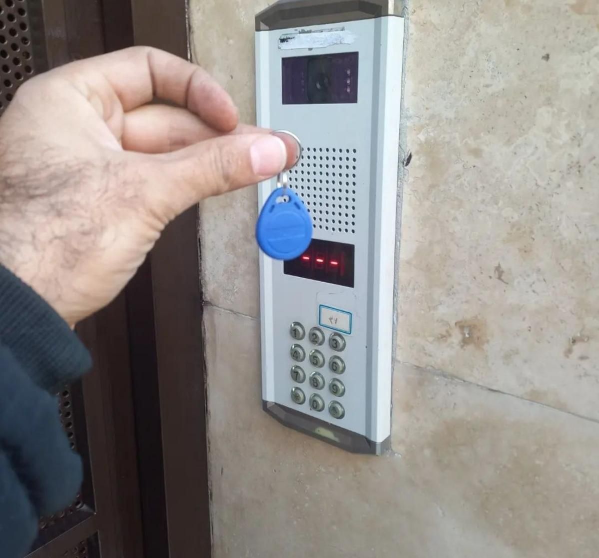 کارتی کردن آیفونهای قدیمی و جدید، ریدر آیفون|مصالح و تجهیزات ساختمان|تهران, شهرک راه‌آهن|دیوار