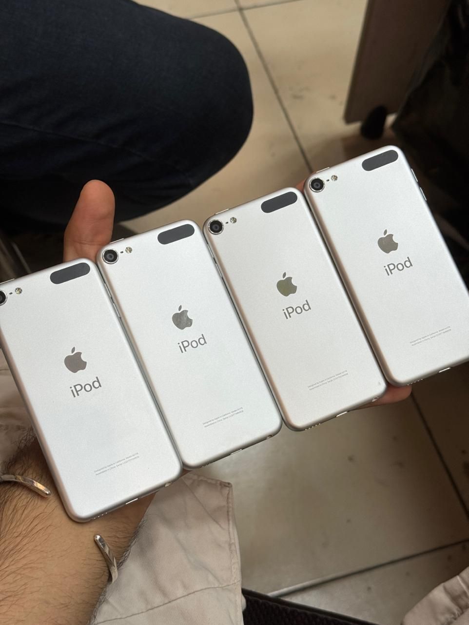ipod touch 7|پخش‌کننده همراه|شیراز, شهرک امام حسن|دیوار