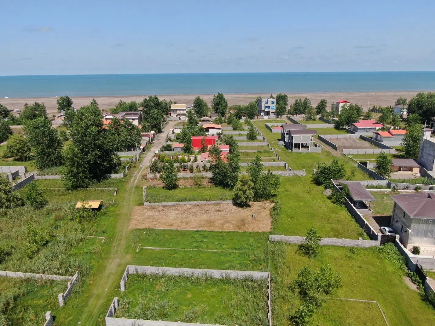 زمین ساحلی مسکونی منطقه آزاد قابل ساخت ویلایی شیک|فروش زمین و ملک کلنگی|الوند, |دیوار