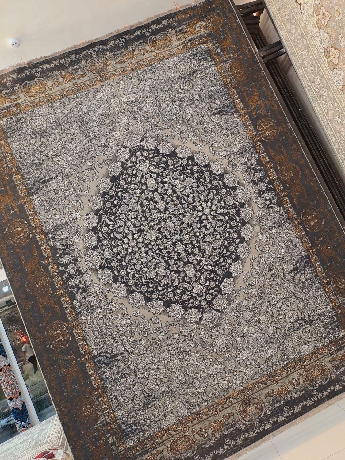 فرش۱۲متری جفت باهم۱۰۰۰شانه ۳۰۰۰تراکم نخ اکرولیک|فرش|مشهد, طلاب|دیوار