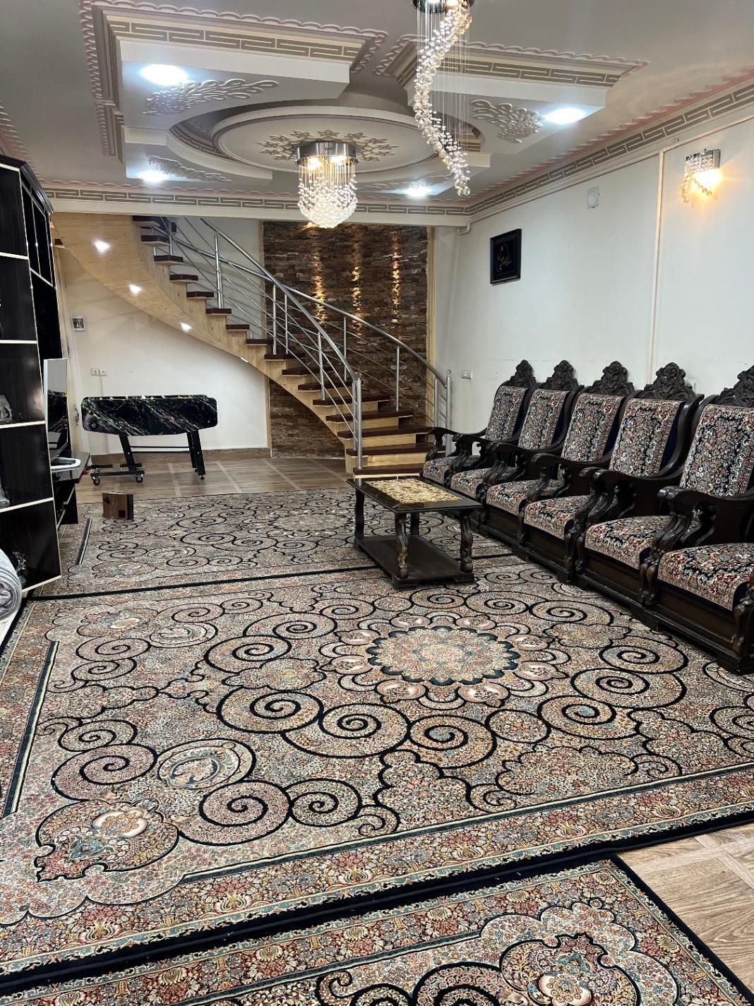 خانه باغ دوبلکس شیک و دلنشین|اجارهٔ کوتاهمدت ویلا و باغ|سیرجان, |دیوار