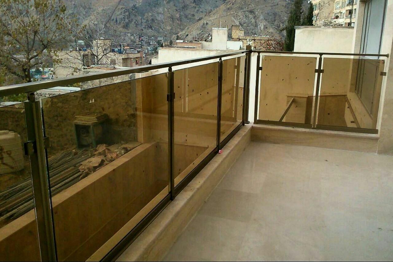 نرده استیل.نرده اهنی.نرده چوب.پله استیل.حفاظ استیل|خدمات پیشه و مهارت|یزد, |دیوار