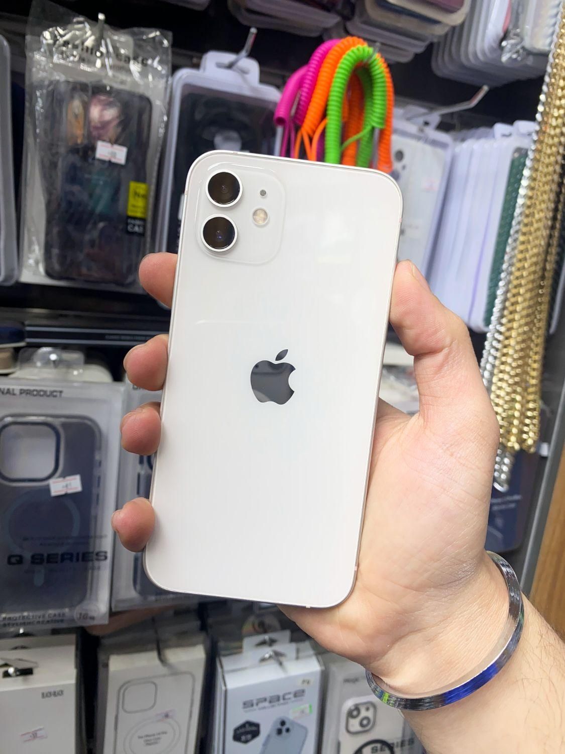 اپل iPhone 12 با حافظهٔ ۱۲۸ گیگابایت|موبایل|جوانرود, |دیوار