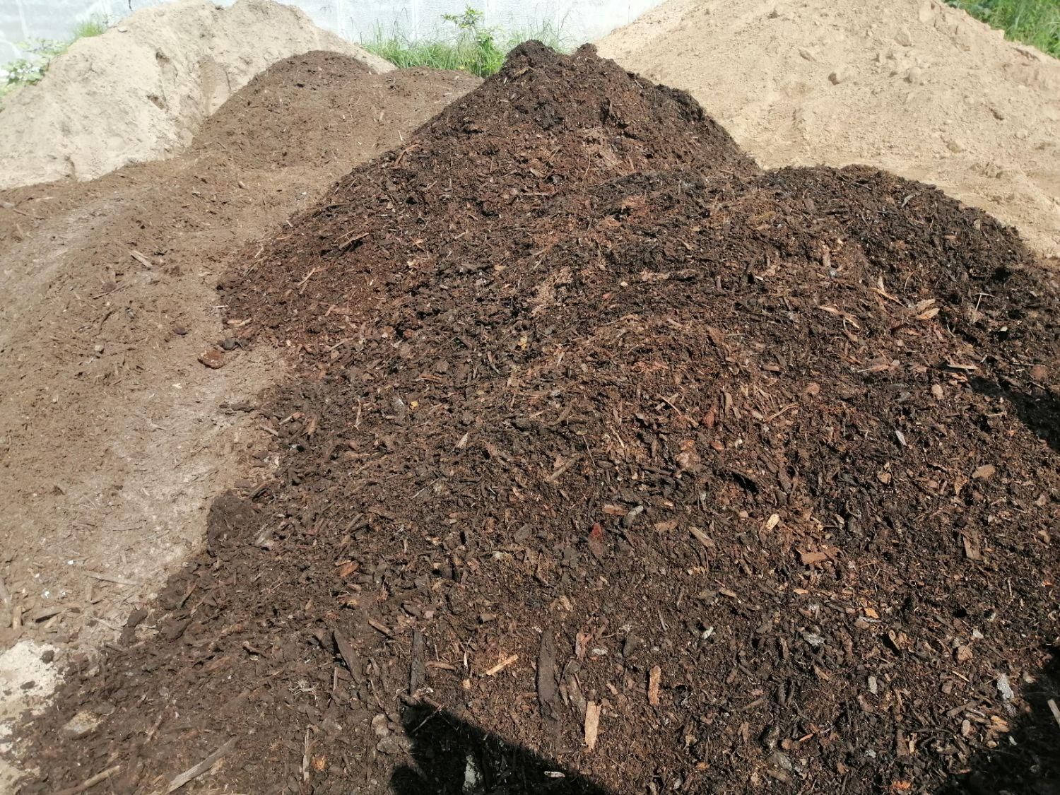 ماسه،خاک باغچه،کود،خاک رس،ماسه بادی و بادامی|عمده‌فروشی|رشت, نظری|دیوار