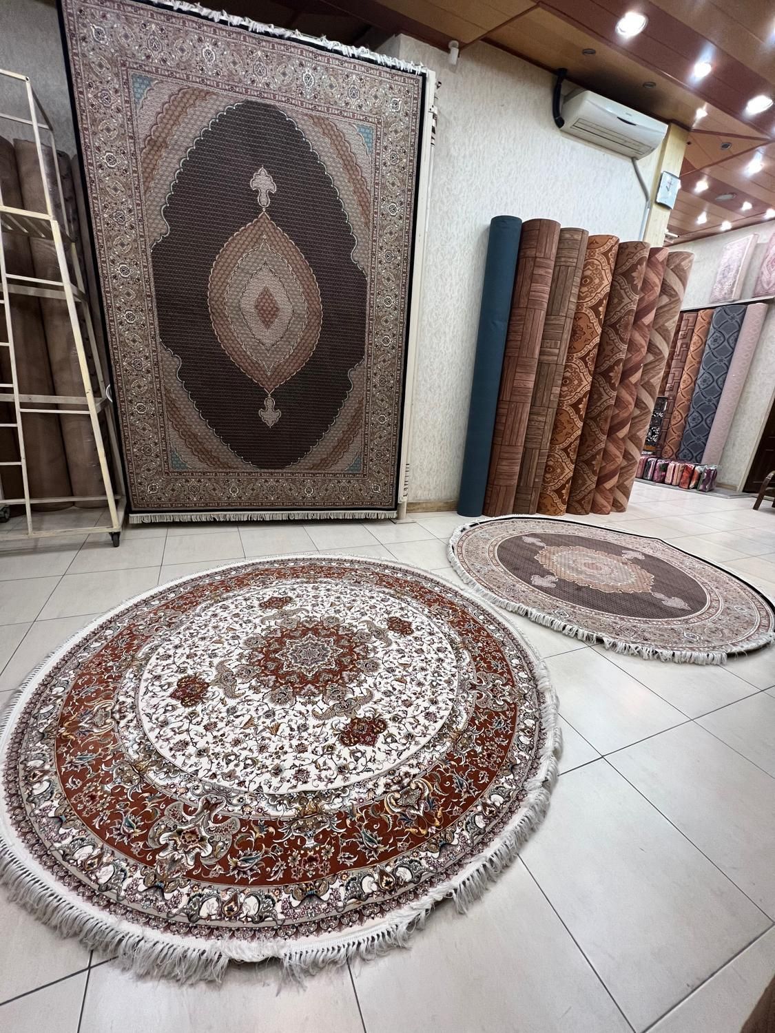 فرش نادر ۳*۳ دایره و مربع ( بیش از ۵ مدل )|فرش|تبریز, |دیوار