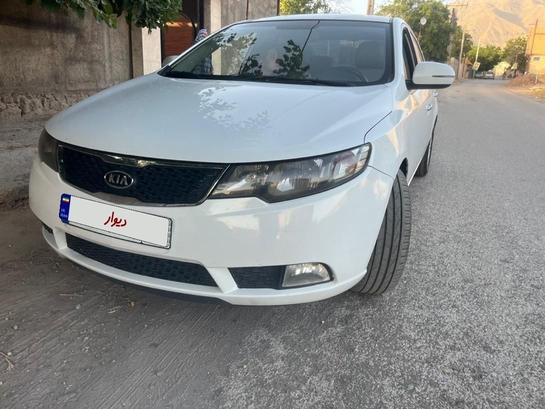 کیا سراتو اتوماتیک 2000cc، مدل ۲۰۱۶|خودرو سواری و وانت|نیشابور, دارایی|دیوار