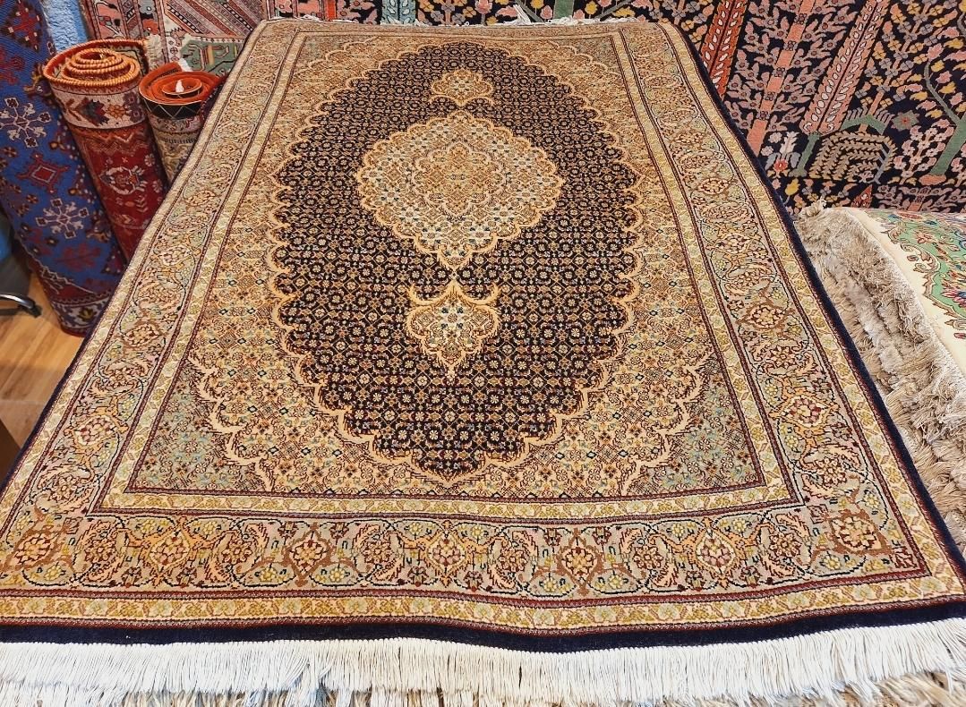 ذرع و نیم دستباف تبریز ۵۰ رج فرش|فرش|تهران, اکباتان|دیوار