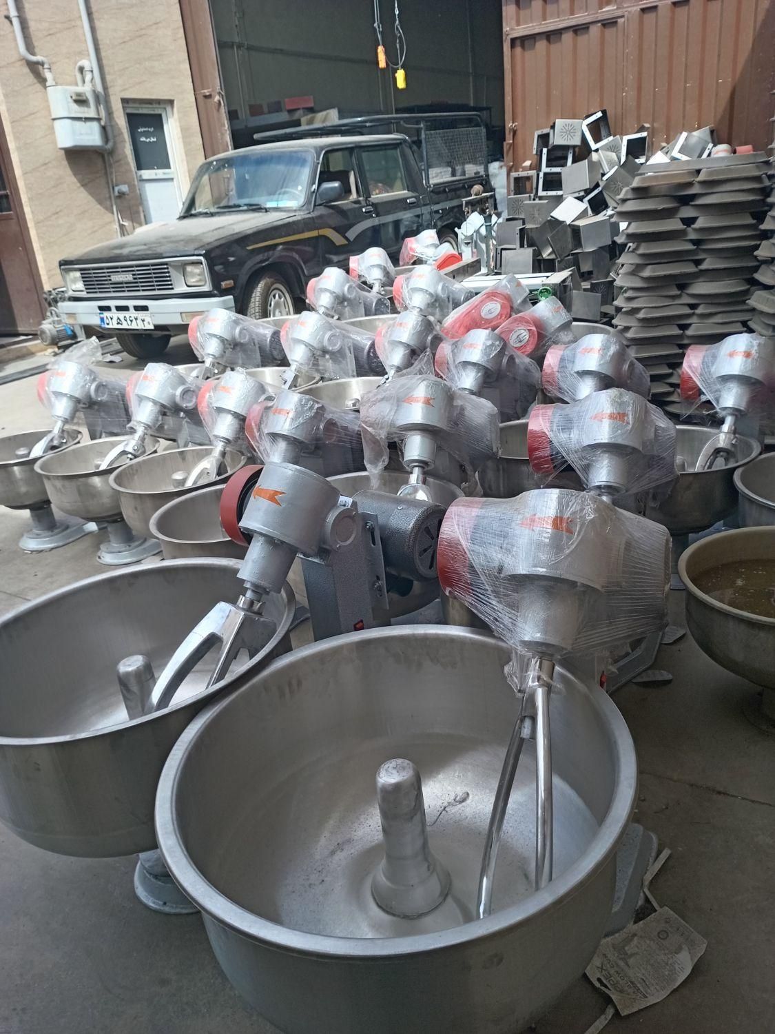 خمیرگیر ir تنور گلی پنج نونه/و سبزی خردکن با ضمانت|فروشگاه و مغازه|ایرانشهر, |دیوار