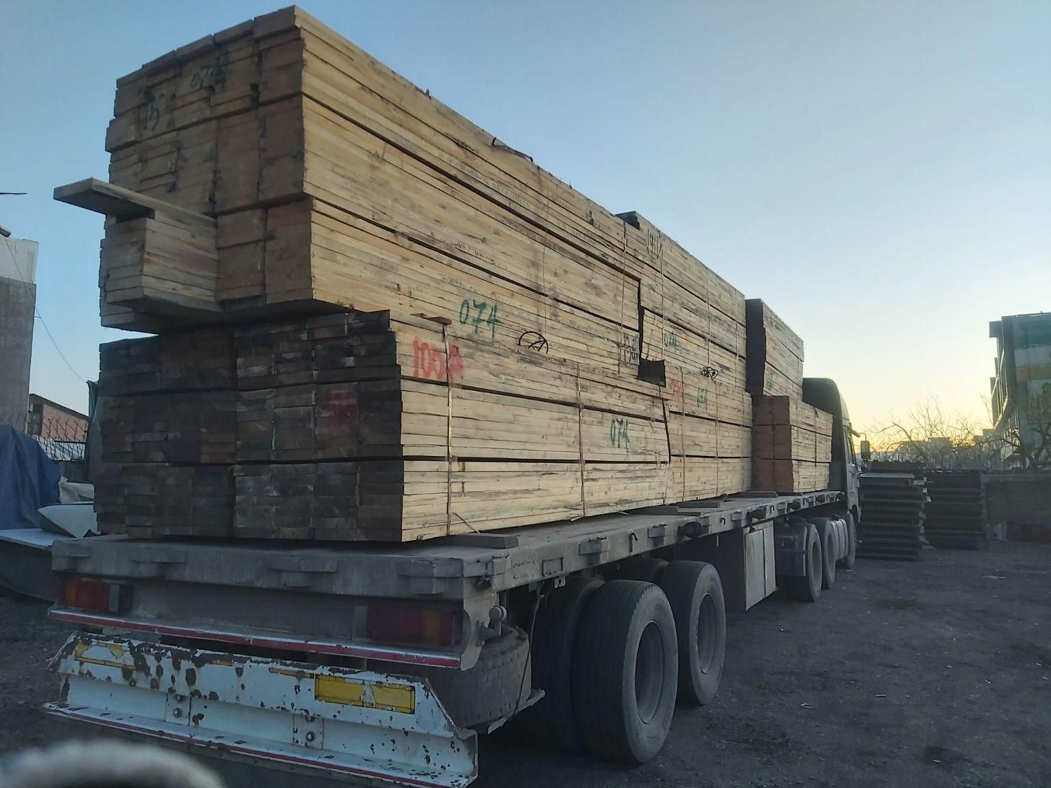 پخش عمده تخته بنایی روس و ایرانی|عمدهفروشی|اراک, |دیوار