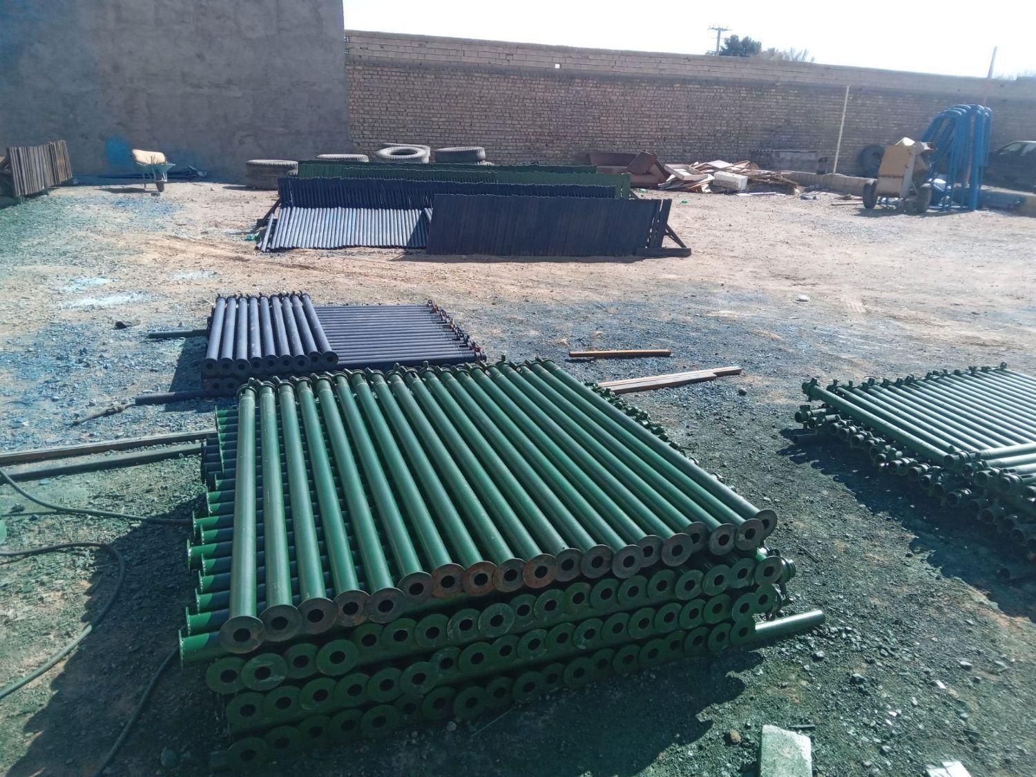 جک فلزی بالوله فولاد مبارکه رزوی درجه یک ۲۰سانتی|مصالح و تجهیزات ساختمان|شیراز, دانشگاه شیراز|دیوار