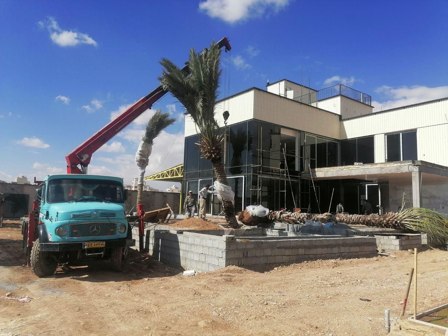 خدمات جرثقیل 5تن و 7تن با 20 متر دکل|خدمات حمل و نقل|نجف‌آباد, |دیوار