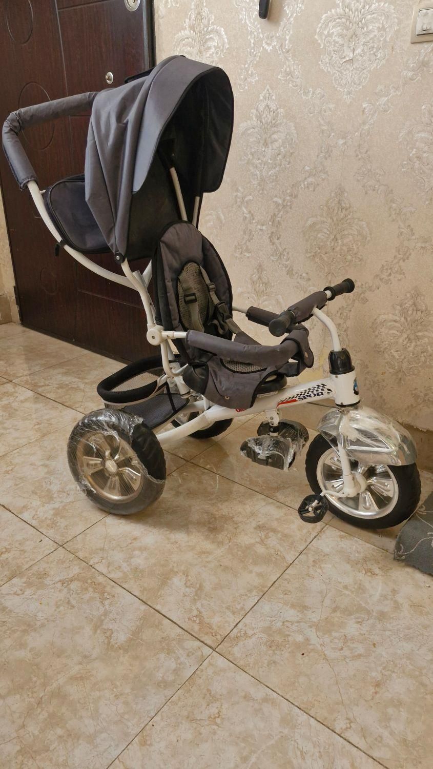 سه چرخه Bmwکودک|اسباب‌بازی بچه|مرودشت, فاز دوم شهرک فرهنگیان|دیوار