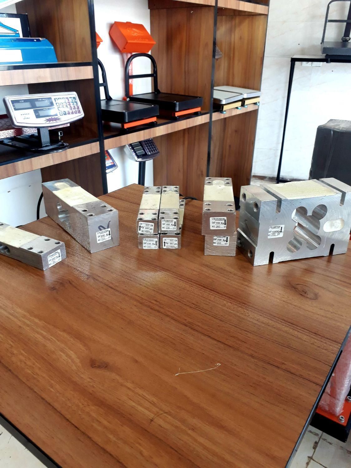 باتری ترازو و باسکول تعمیرات قطعات|فروشگاه و مغازه|شهریار, شهریار|دیوار