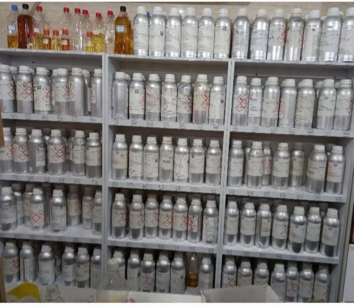 فروش انواع عطر|آرایشی، بهداشتی، درمانی|قم, سراجه|دیوار