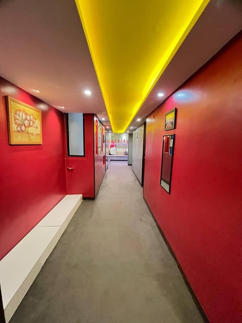 اجاره روزانه/هفتگی/ماهانه آپارتمان ۱۰۰ متری در زند|اجارهٔ کوتاهمدت آپارتمان و سوئیت|شیراز, زند|دیوار