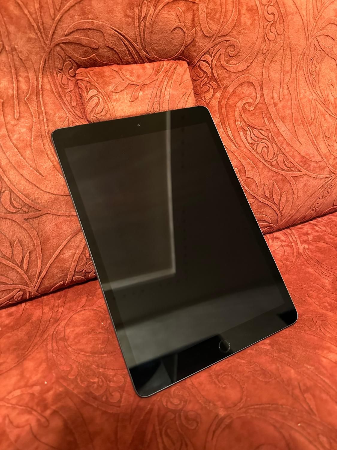 آیپد نسل۷(۱۰.۲ اینچ)سیمکارت خوردرحد نو ۳۲ گیگ ipad|تبلت|تهران, جردن|دیوار
