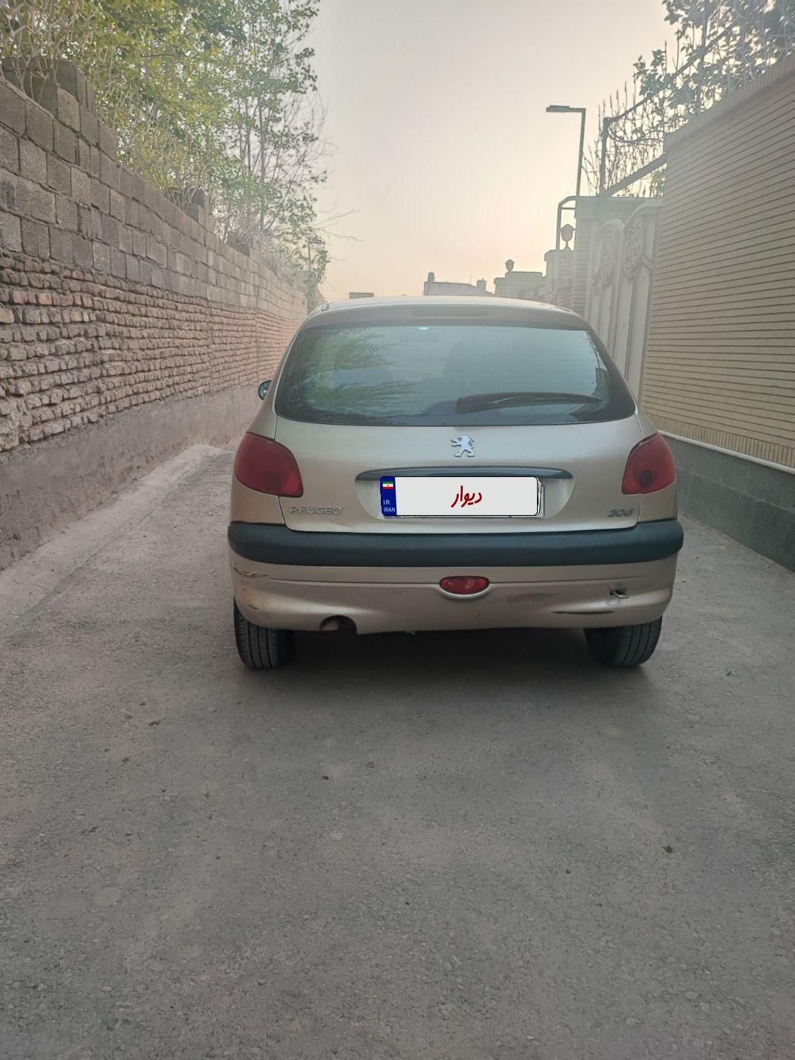 پژو۲۰۶تیپ۲مدل۸۲|خودرو سواری و وانت|کرمان, |دیوار