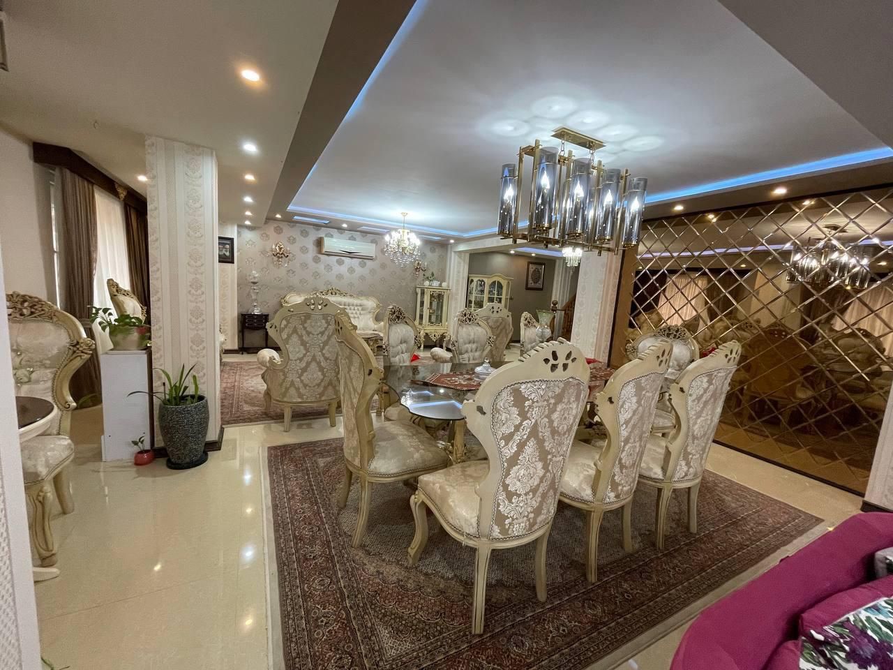 عمارتی امیر نشین در تاپ لوکیشن گلسار (بلوار گیلان)|فروش آپارتمان|تهران, شهرک غرب|دیوار