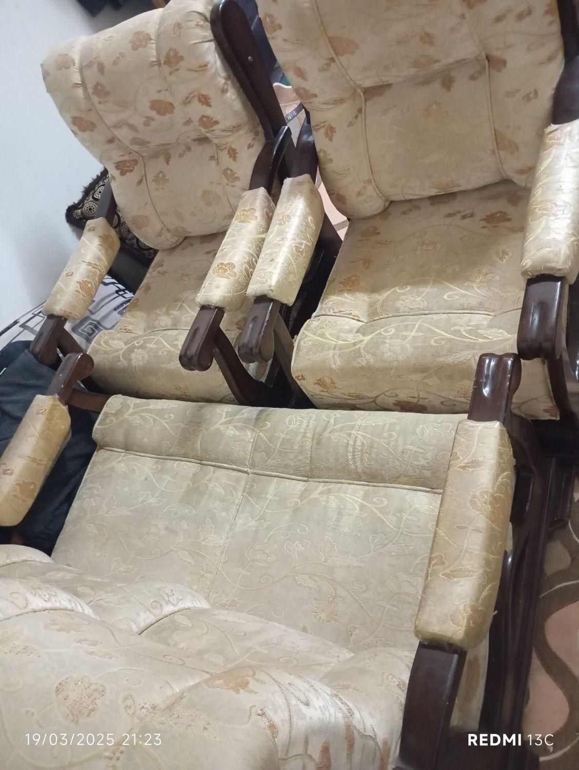 فروش مبل با میز وسط لنگه|مبلمان خانگی و میز عسلی|بندرعباس, |دیوار