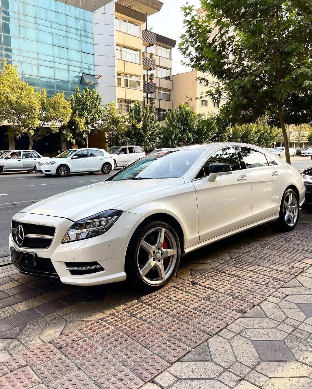 اجاره خودرو بنز CLS500/اجاره بنز CLS|خودرو اجاره‌ای|تهران, پاسداران|دیوار