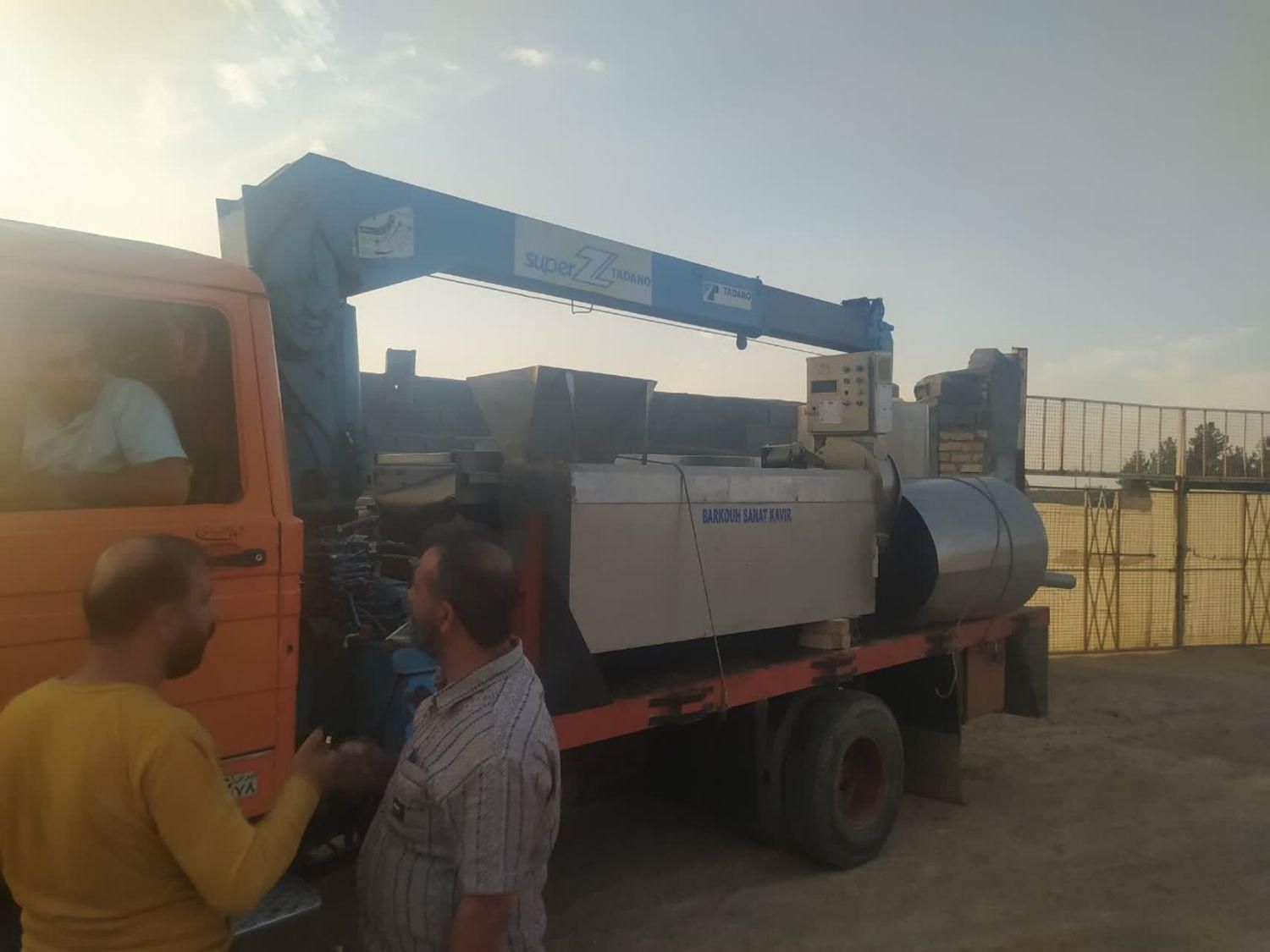 خدمات جرثقیل۳تن|خدمات حمل و نقل|اصفهان, شیخ اشراق|دیوار