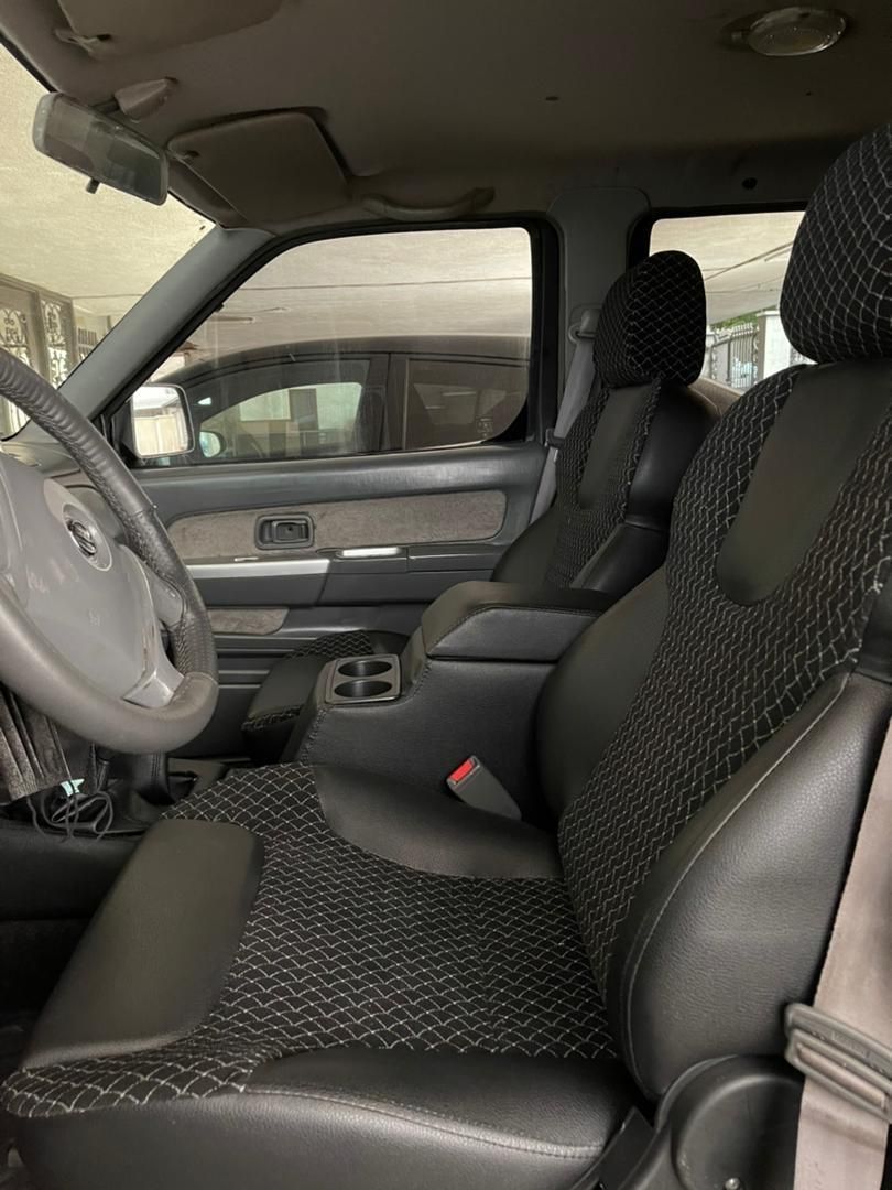 صندلی نیسان پیکاپ با کنسول وسط و روکش عقب|قطعات یدکی و لوازم جانبی|تهران, آرژانتین|دیوار