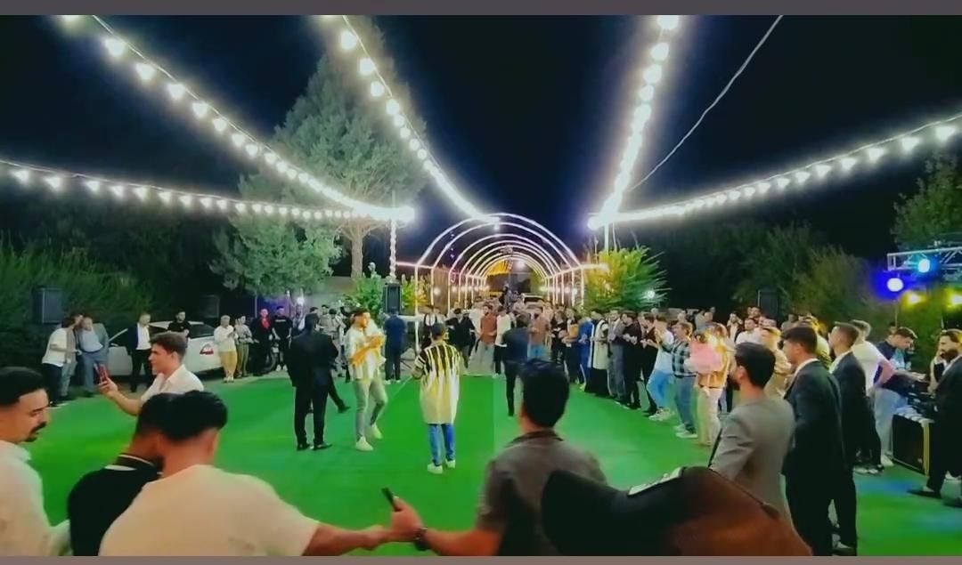 تالار زیبـای  گلـهـا            (( مدیریت جدید))|خدمات پذیرایی، مراسم|بروجرد, |دیوار