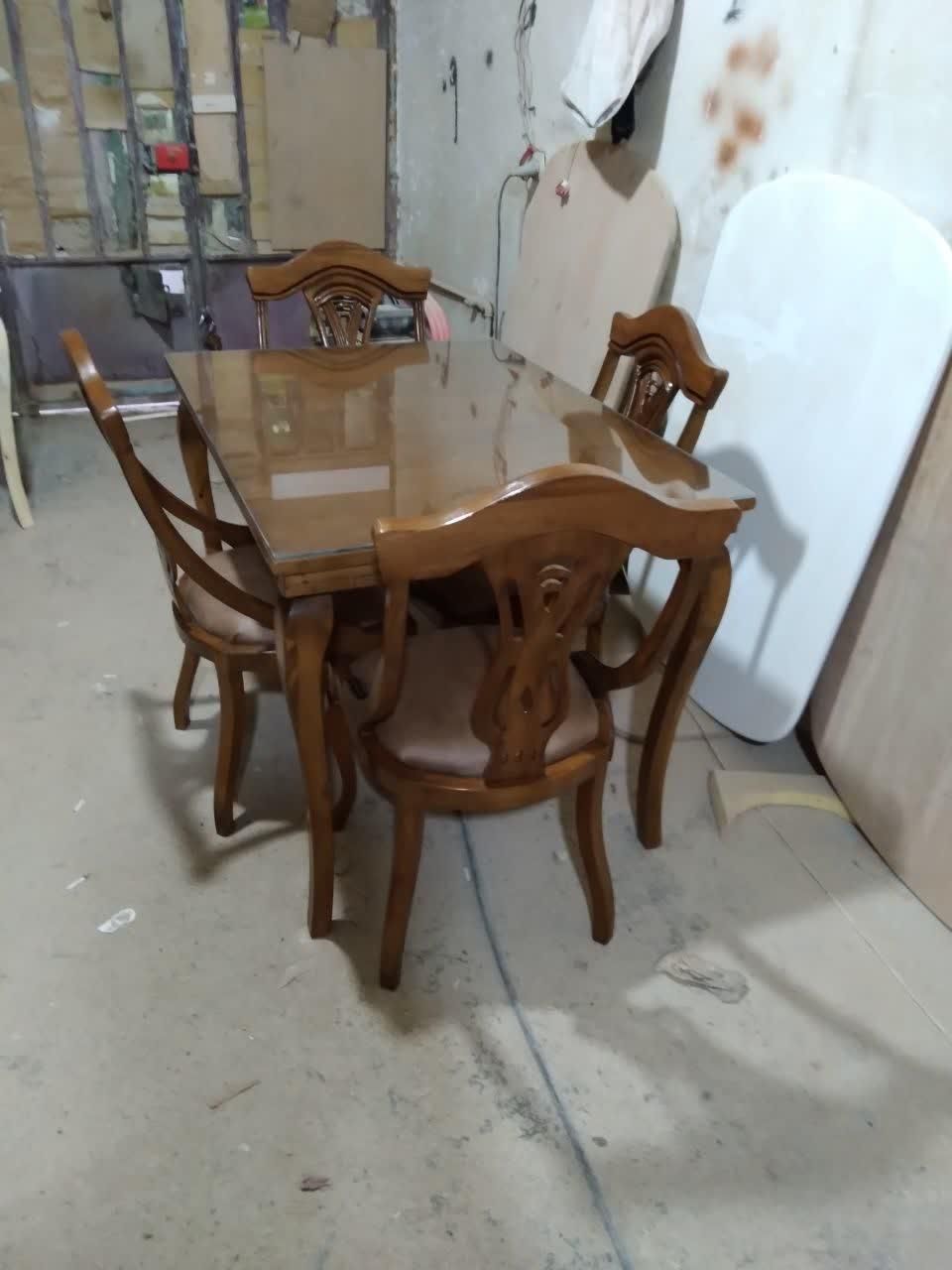 میز و صندلی مدل گیتاری تمام چوب راش|میز و صندلی غذاخوری|مشهد, حضرت حجت|دیوار